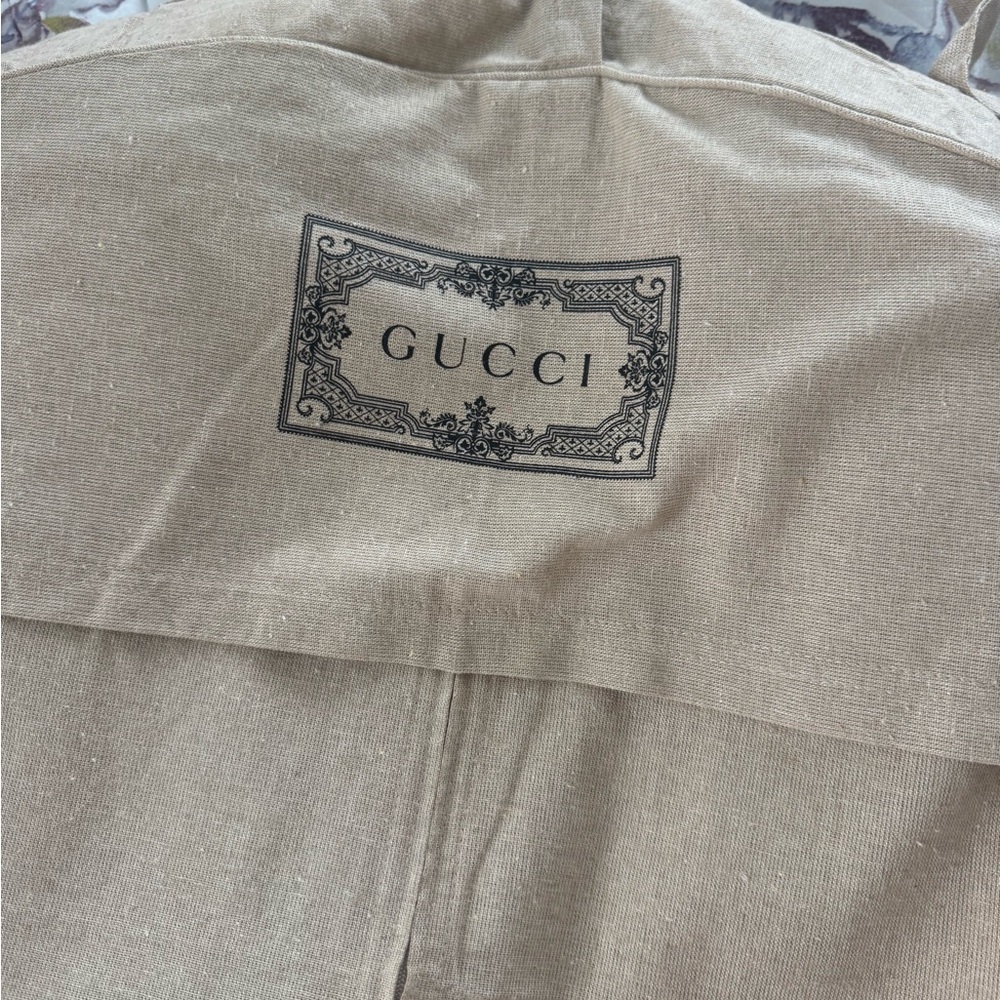 Gucci Cream Fabric with Green Tag
